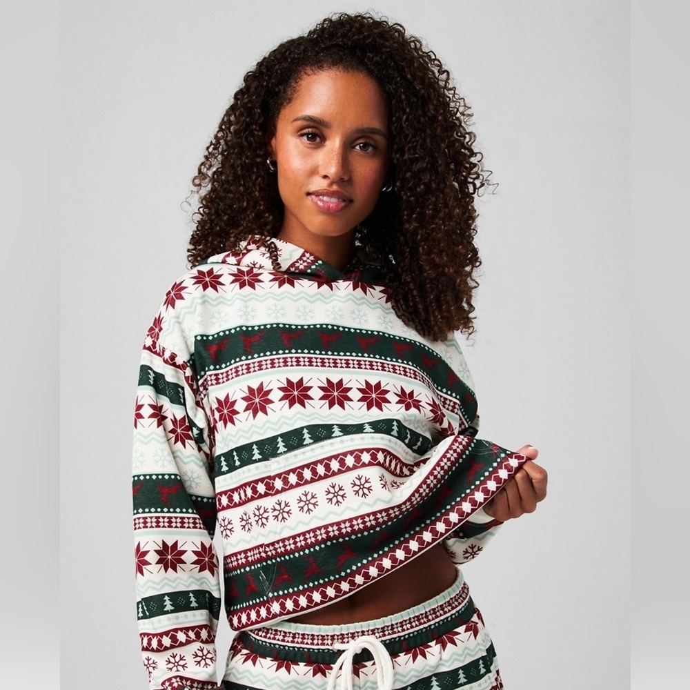 NWT Fabletic Cozy Fleece Hoodie Women Festive Winter Cozy Fleece Hoodie Sz XL